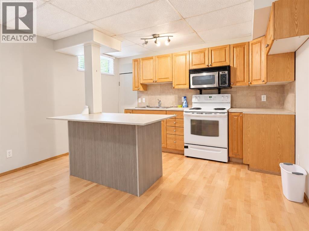 1709 15 Avenue S Property Photo 15