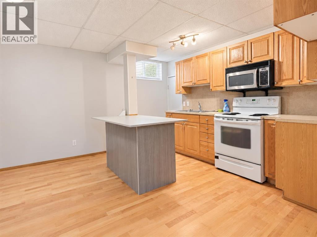 1709 15 Avenue S Property Photo 16