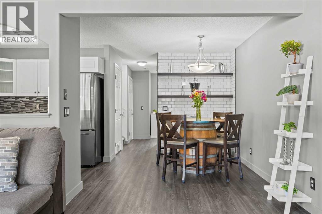 116 Royal Birch Mount Nw Property Photo 7