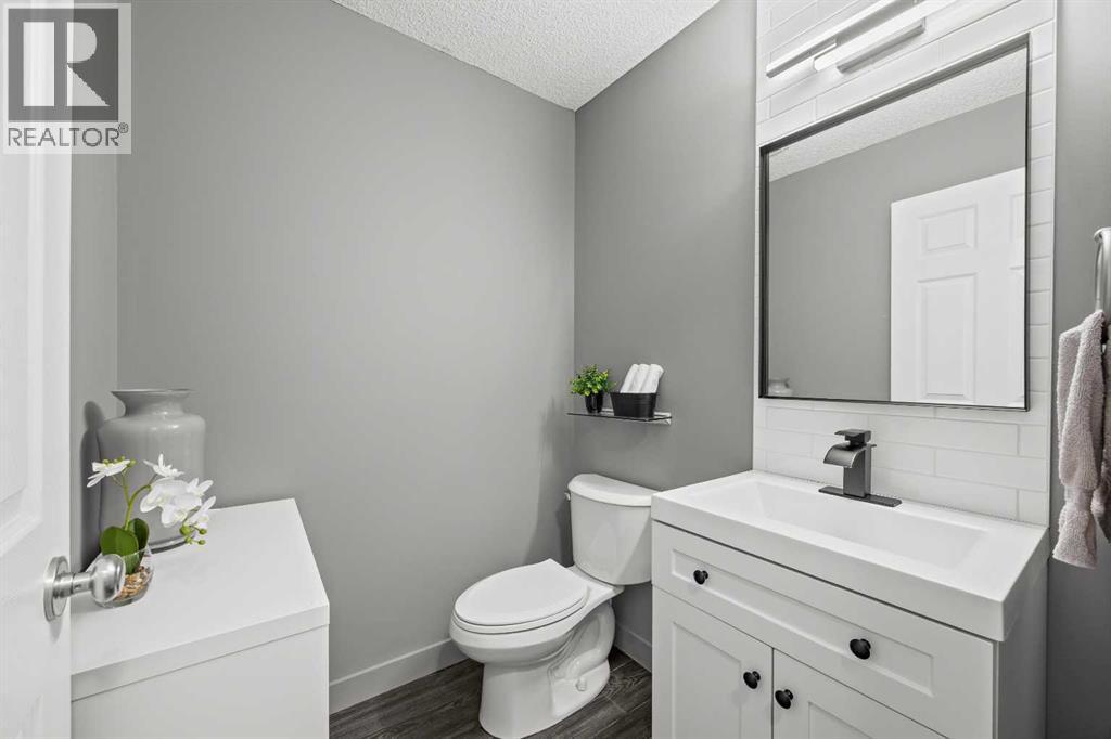 116 Royal Birch Mount Nw Property Photo 12
