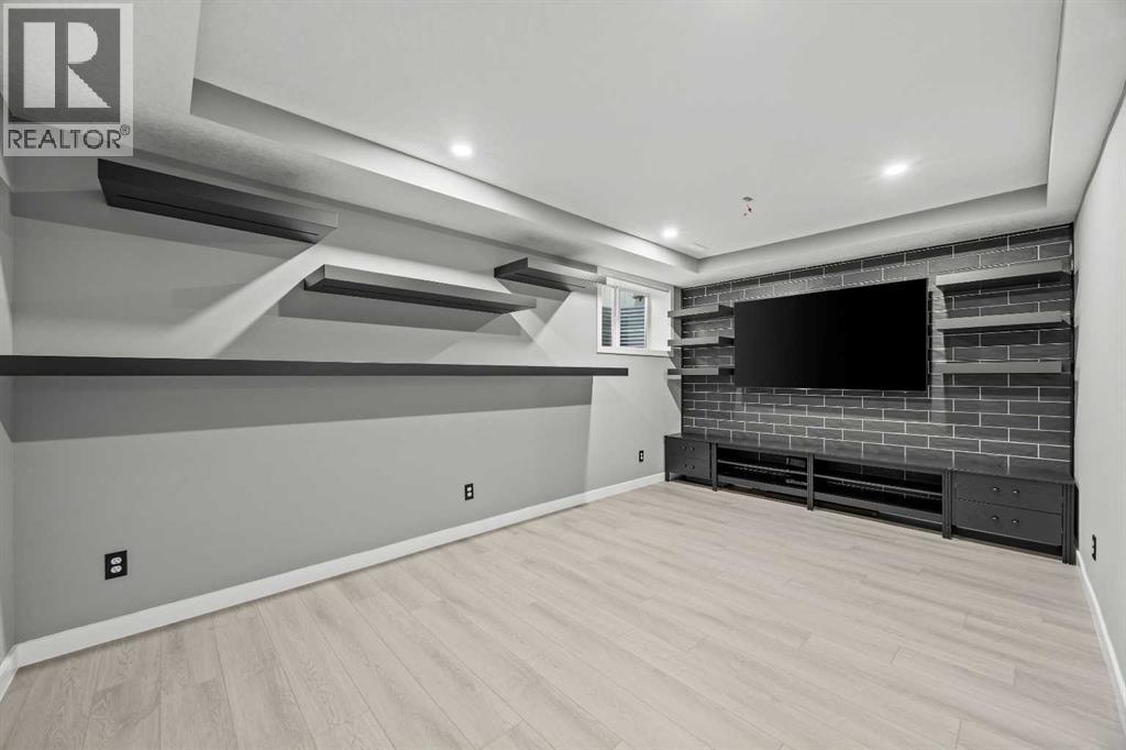 116 Royal Birch Mount Nw Property Photo 22