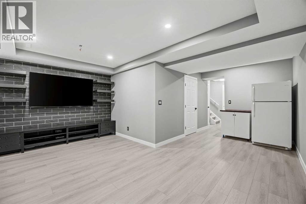 116 Royal Birch Mount Nw Property Photo 24