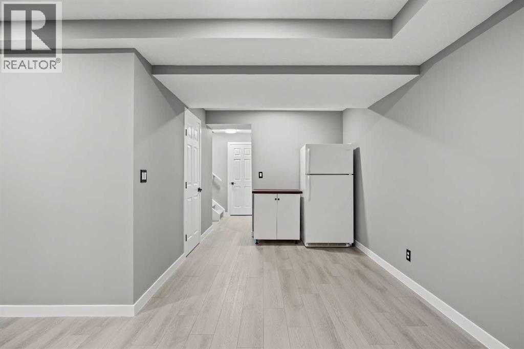 116 Royal Birch Mount Nw Property Photo 25