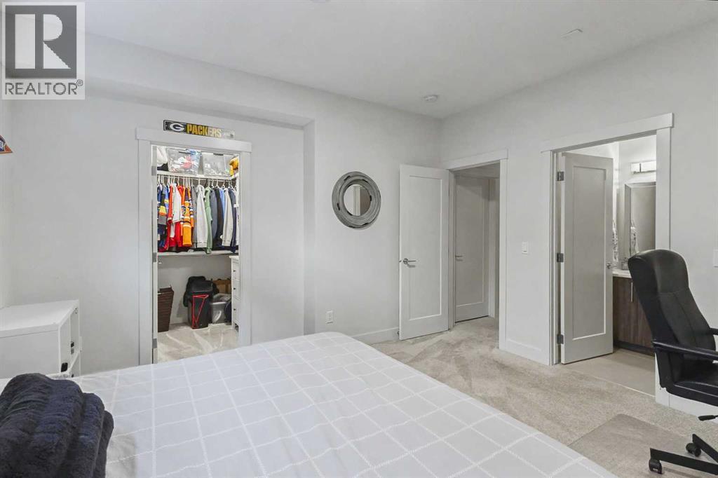 1929 36 Street Southwest Property Photo 32
