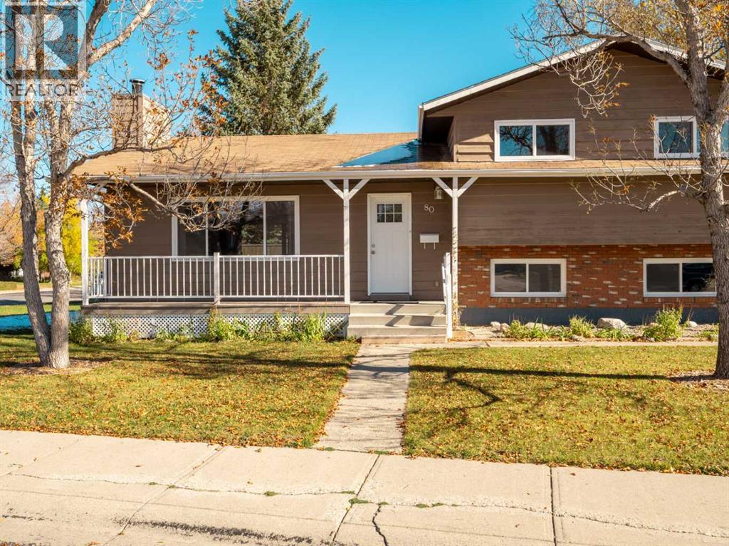 80 Ojibwa Road W Property Photo 1
