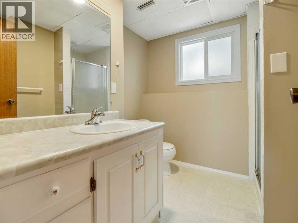 80 Ojibwa Road W Property Photo 26