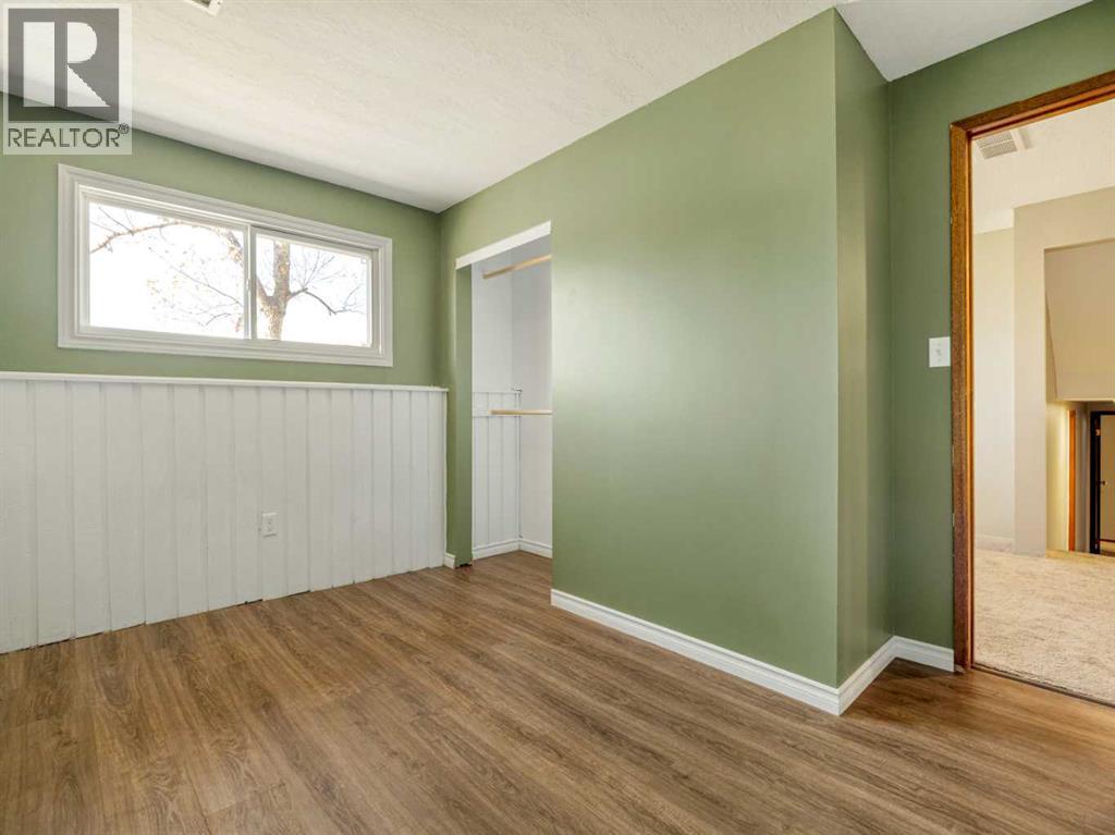 80 Ojibwa Road W Property Photo 32