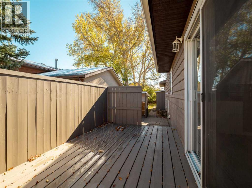 80 Ojibwa Road W Property Photo 39