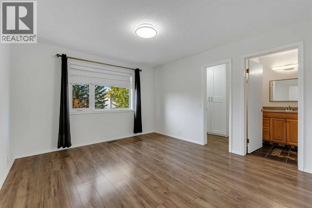 225 Riverwood Close Se Property Photo 22