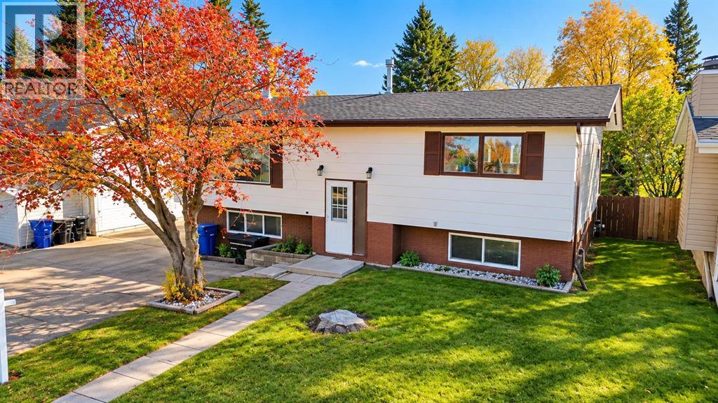 33 Valley Crescent Property Photo 1