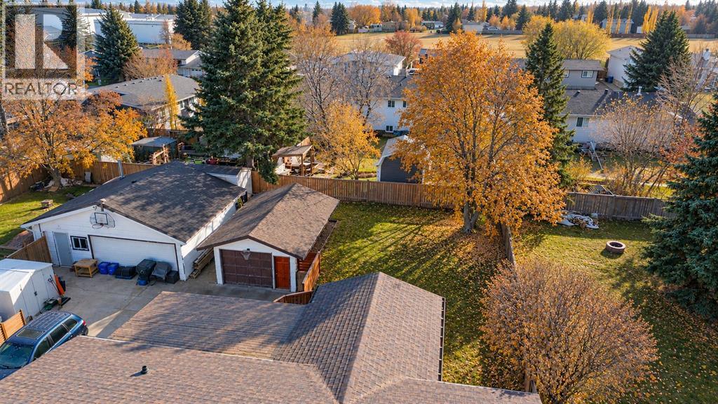 33 Valley Crescent Property Photo 2