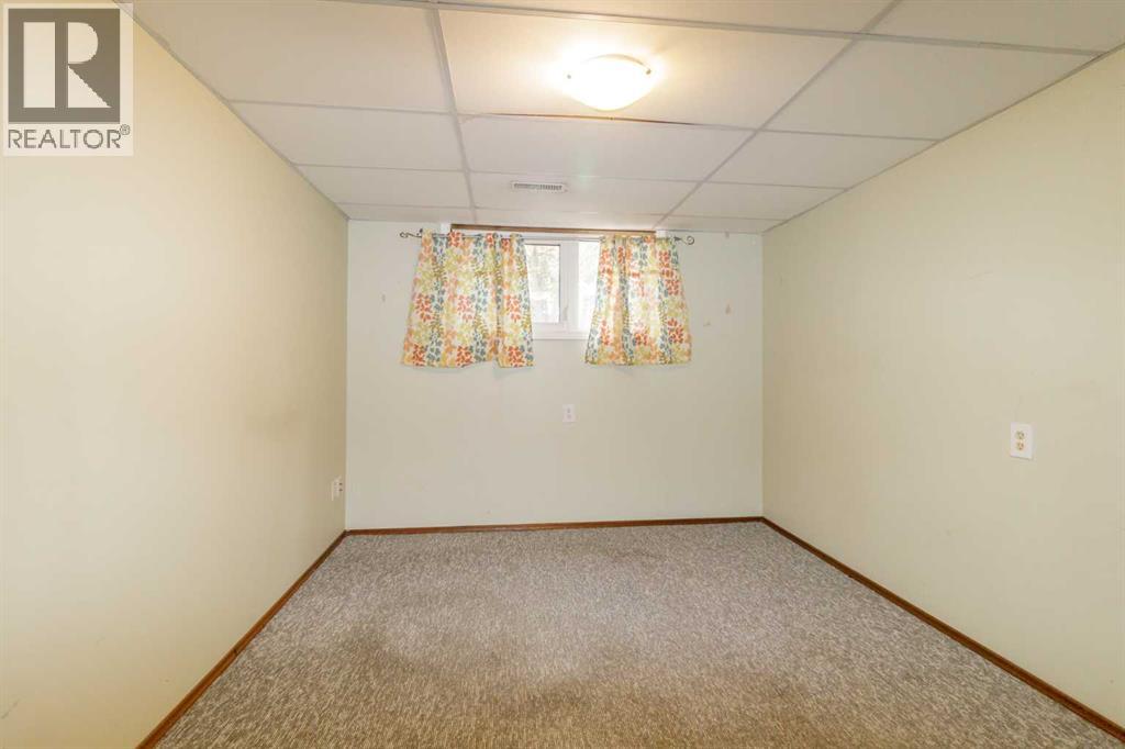 33 Valley Crescent Property Photo 22