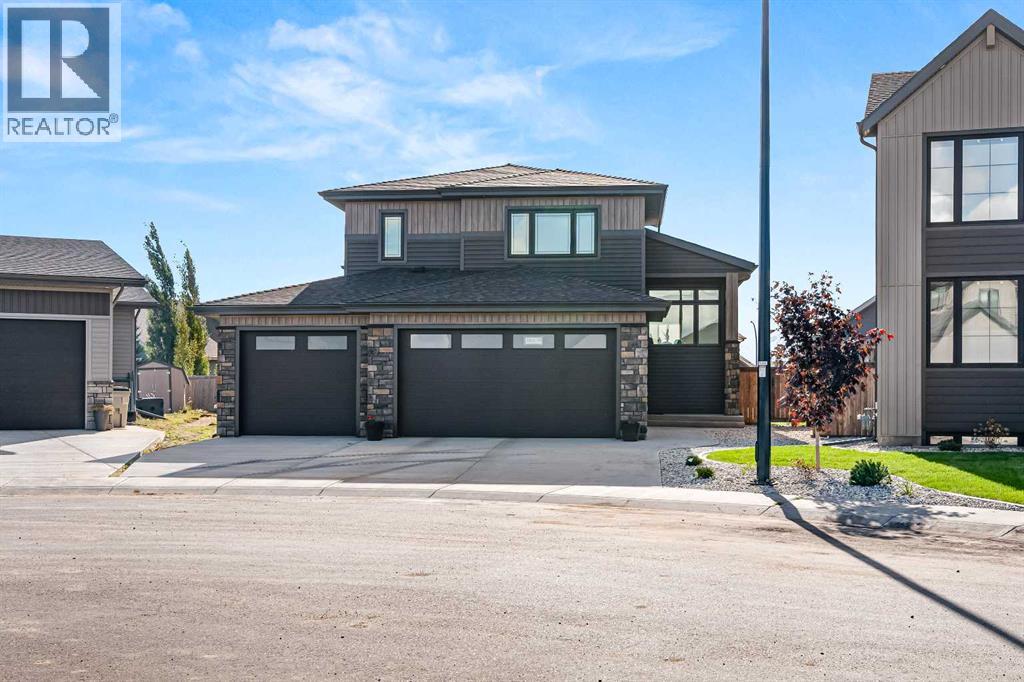 1806 60a Avenue Close Property Photo 1