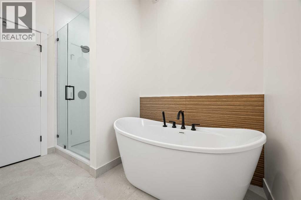 1806 60a Avenue Close Property Photo 26