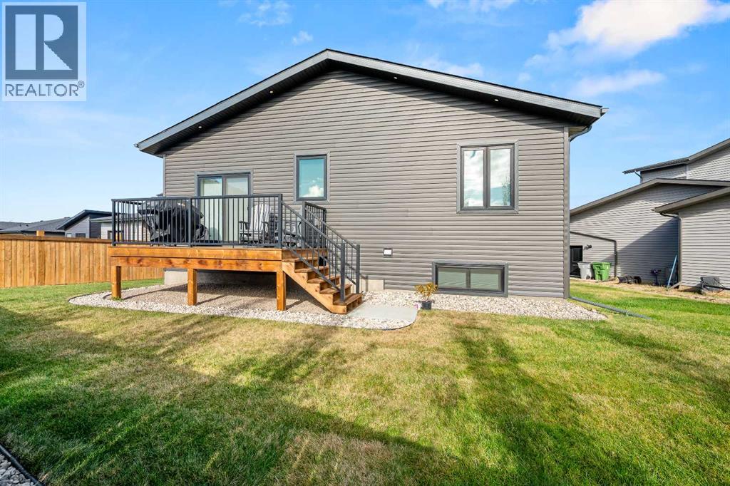 1806 60a Avenue Close Property Photo 35