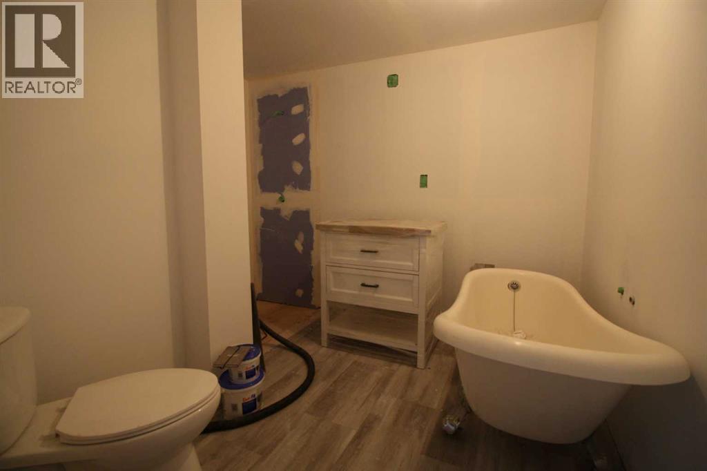 31 Tugate Drive Property Photo 3