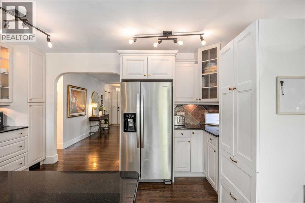 210 Windermere Road Sw Property Photo 16