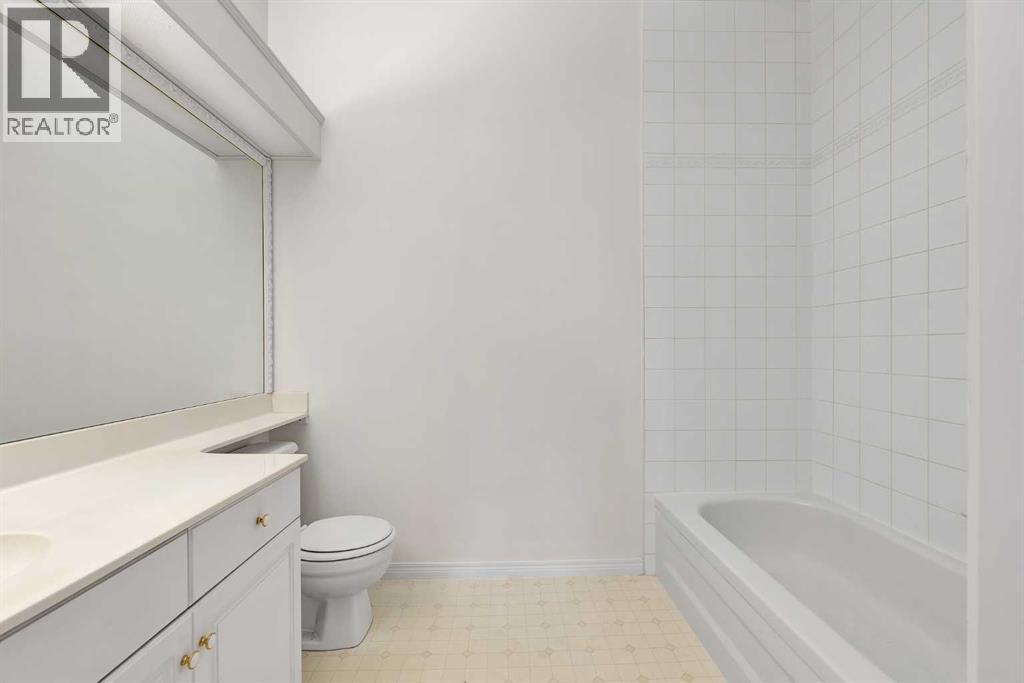9449 19 Street Southwest Property Photo 14