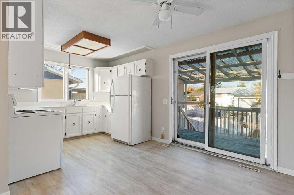821 5 Street Se Property Photo 6