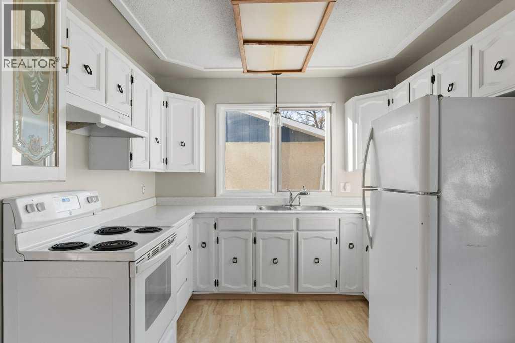 821 5 Street Se Property Photo 7