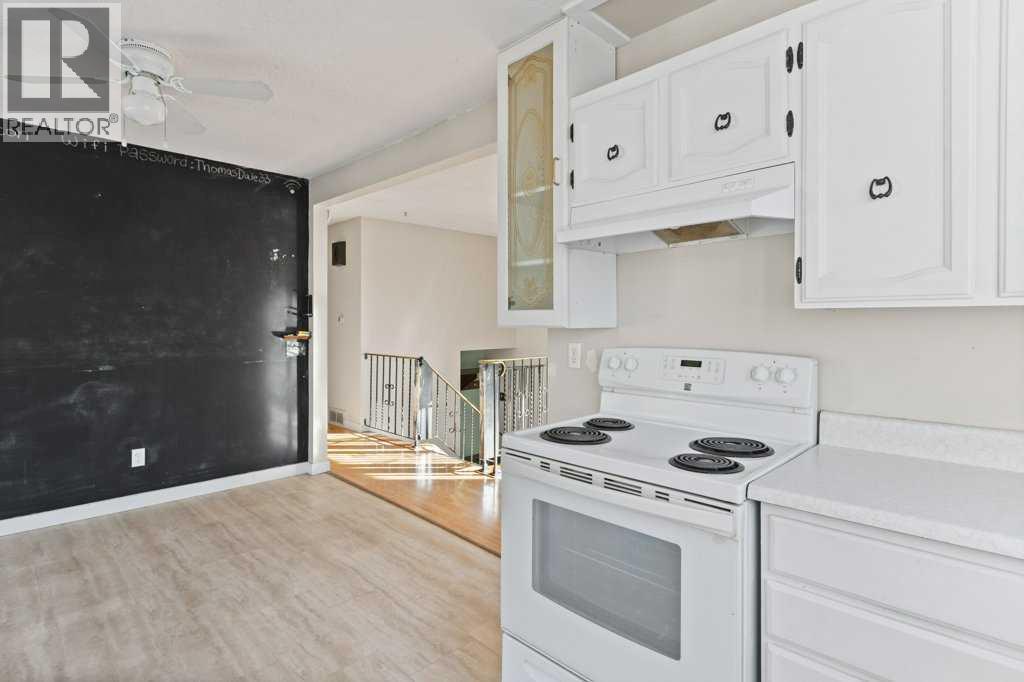821 5 Street Se Property Photo 8