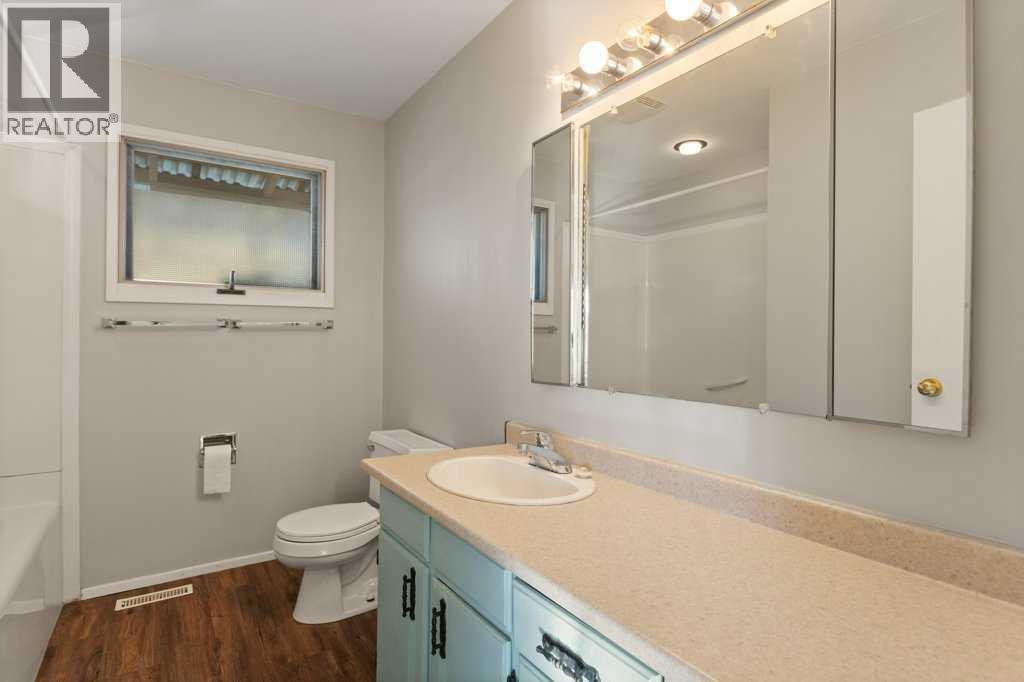 821 5 Street Se Property Photo 9