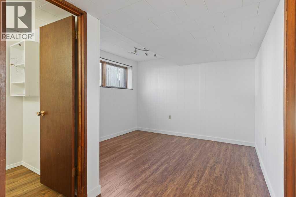 821 5 Street Se Property Photo 16