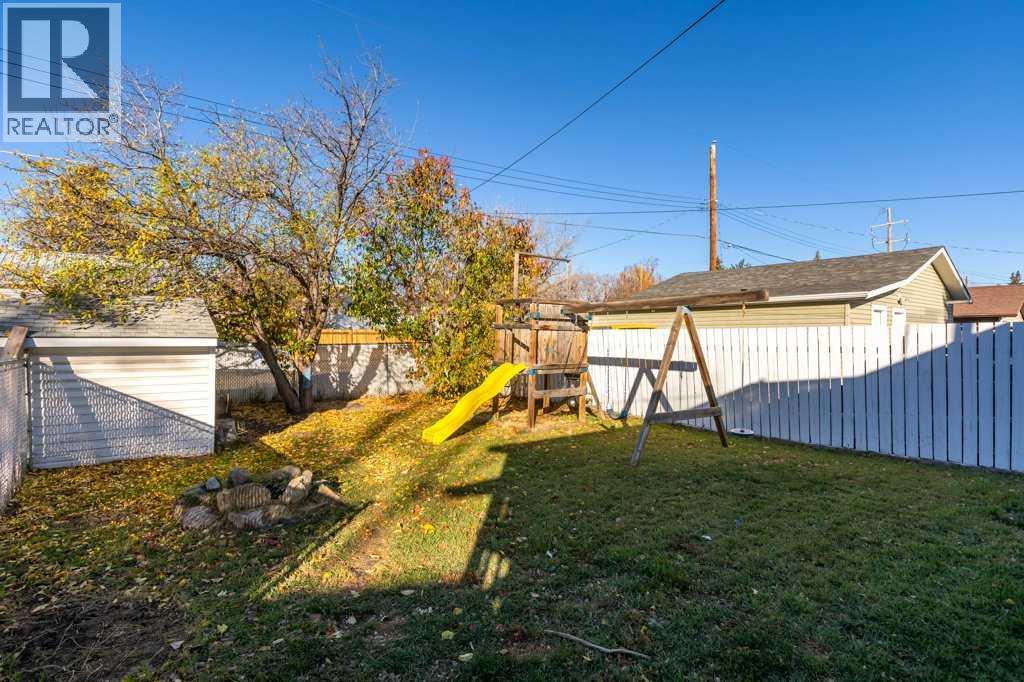 821 5 Street Se Property Photo 21