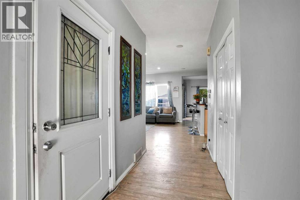 79 Covepark Drive Ne Property Photo 6