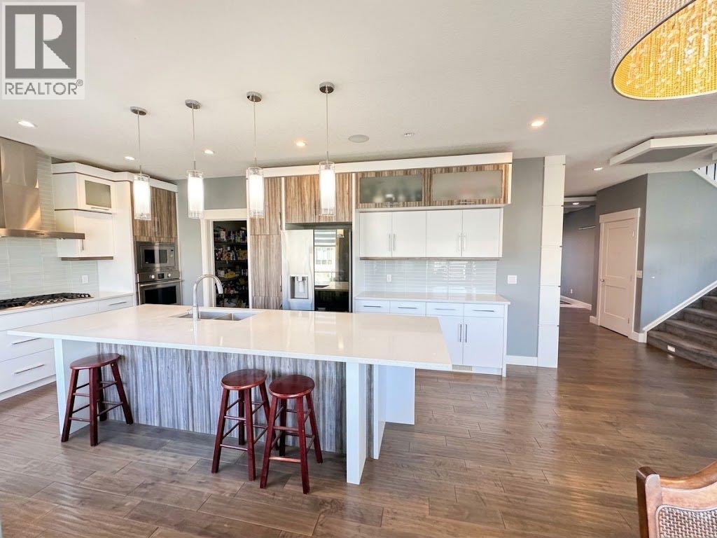 116 Kinniburgh Boulevard Property Photo 11