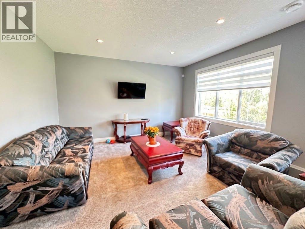 116 Kinniburgh Boulevard Property Photo 31