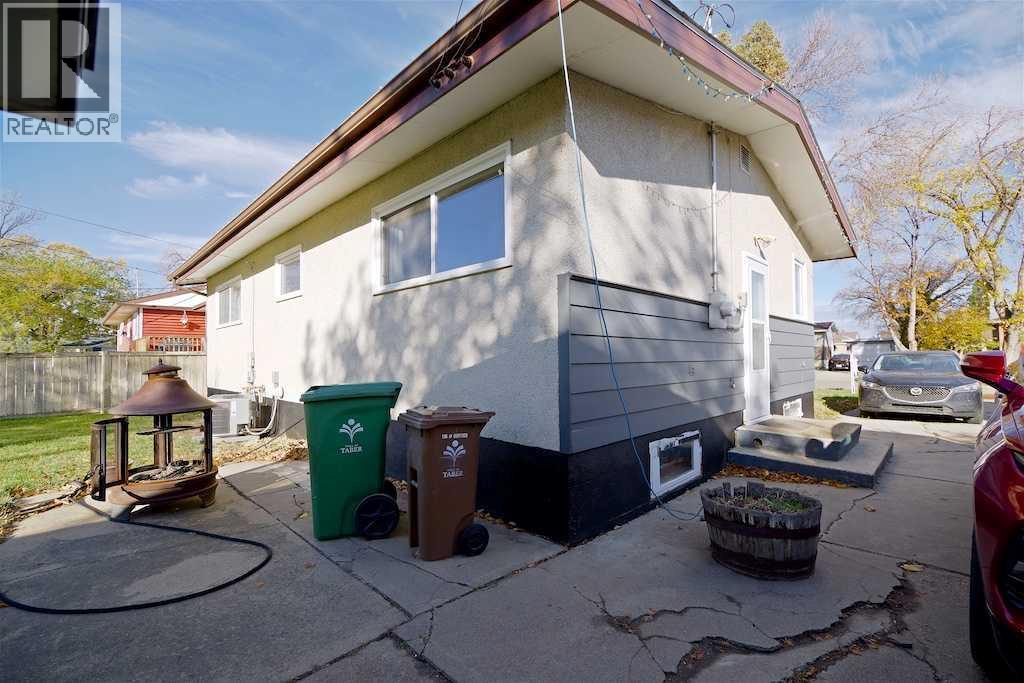 5408 45 Avenue Property Photo 4