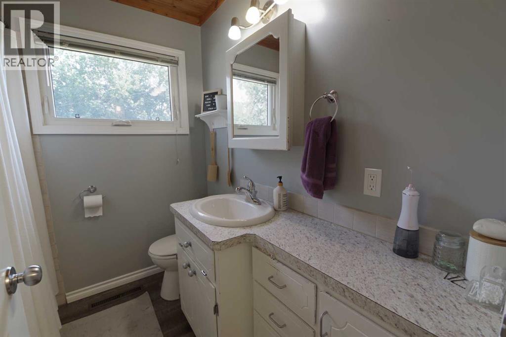 5408 45 Avenue Property Photo 15