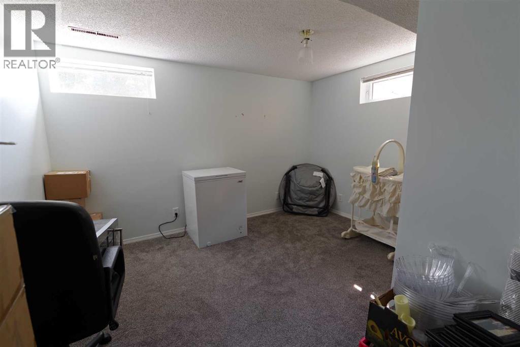 5408 45 Avenue Property Photo 23