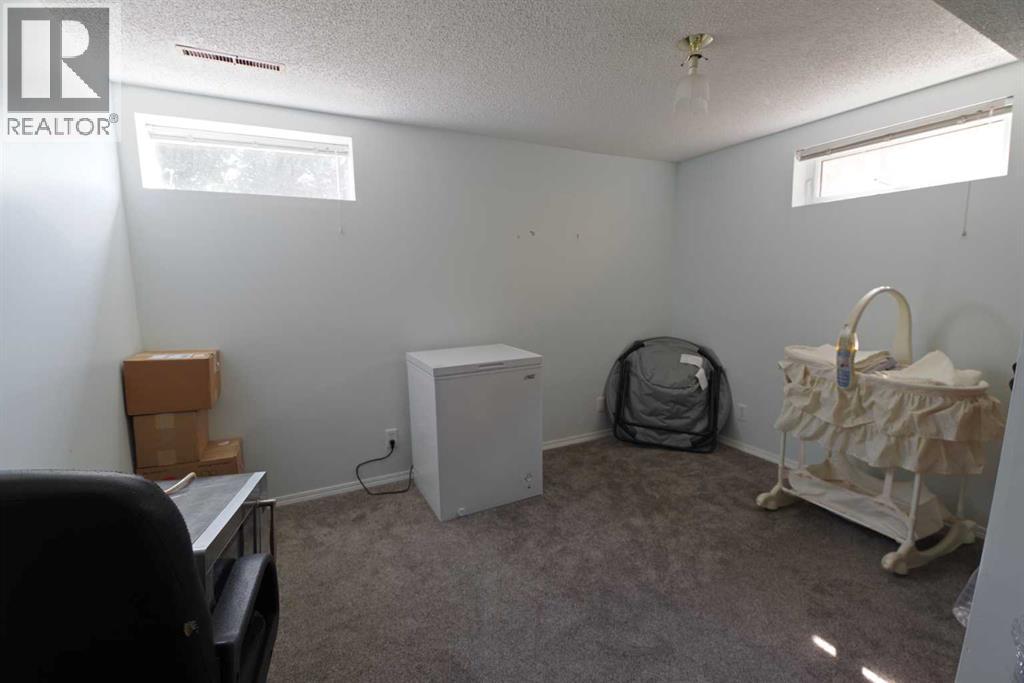 5408 45 Avenue Property Photo 24