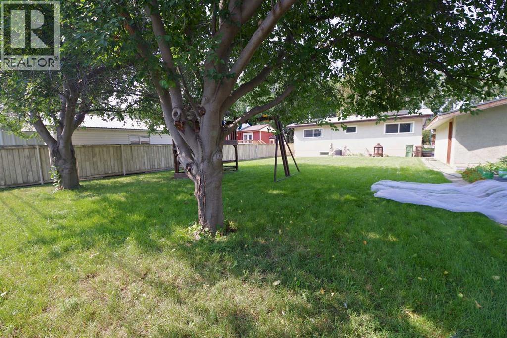 5408 45 Avenue Property Photo 34