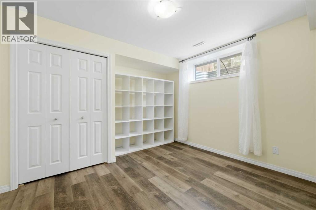 116 Rockyledge Crescent Nw Property Photo 24