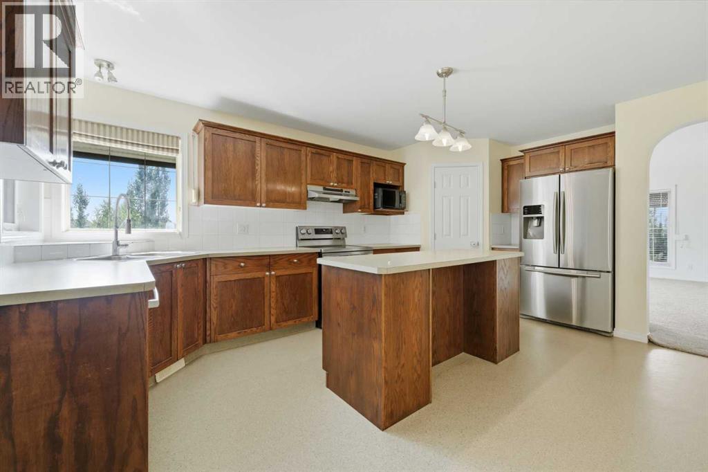116 Rockyledge Crescent Nw Property Photo 25