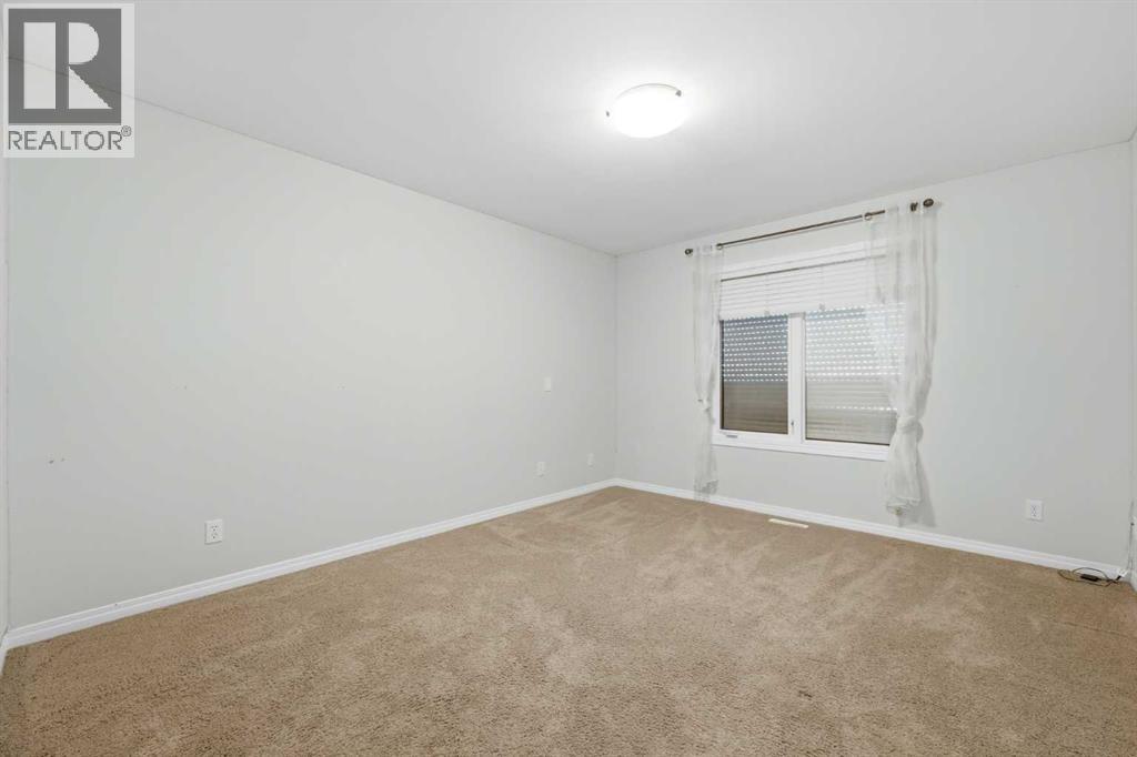 116 Rockyledge Crescent Nw Property Photo 32