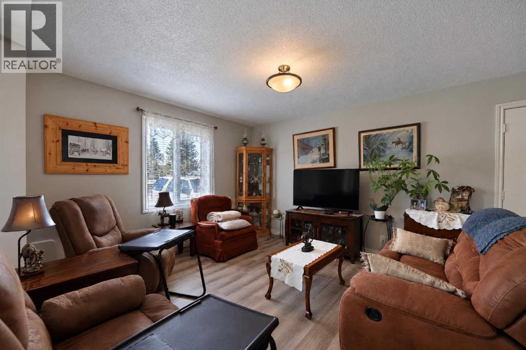 1321 22 Avenue Property Photo 8