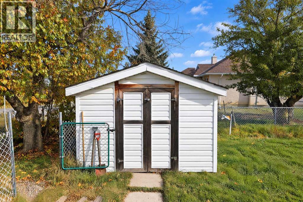 1321 22 Avenue Property Photo 36