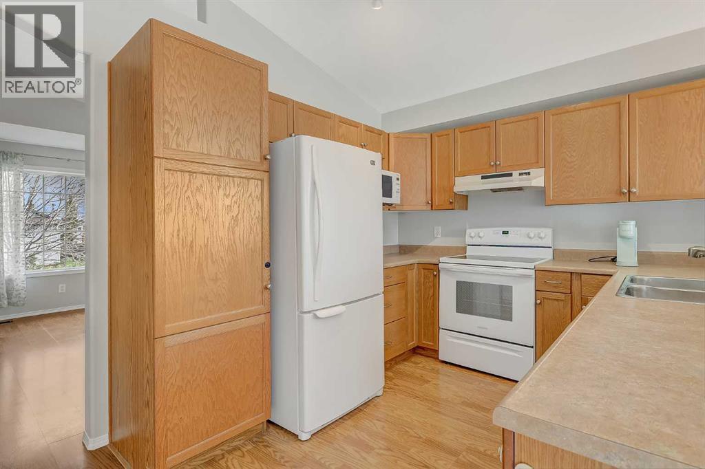 116 Pinnacle Boulevard Property Photo 7