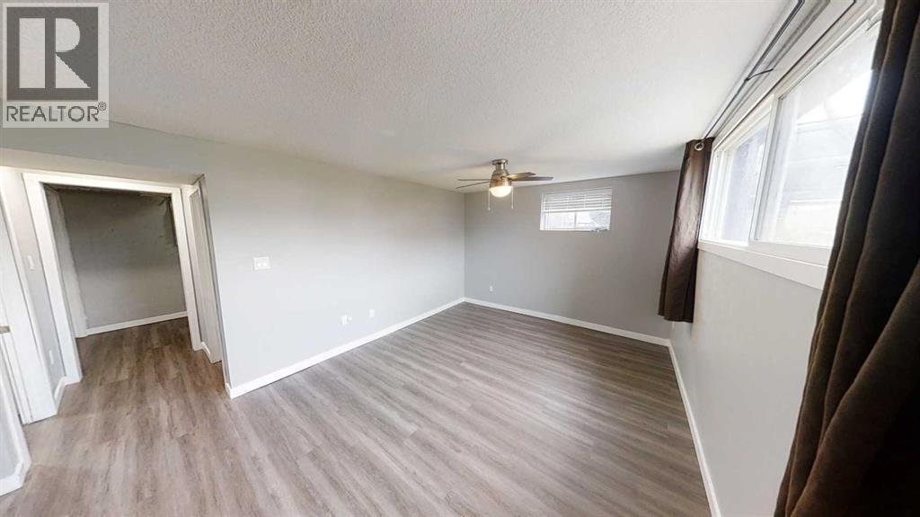 9831 100a Avenue Property Photo 3