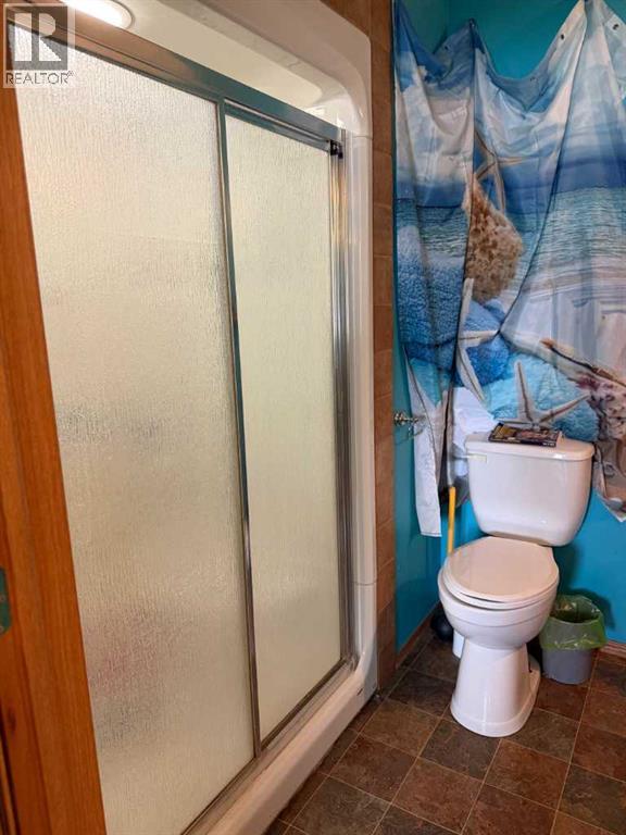 302 8 Avenue Property Photo 14