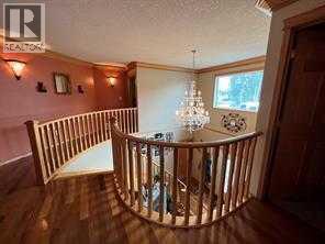 302 8 Avenue Property Photo 28