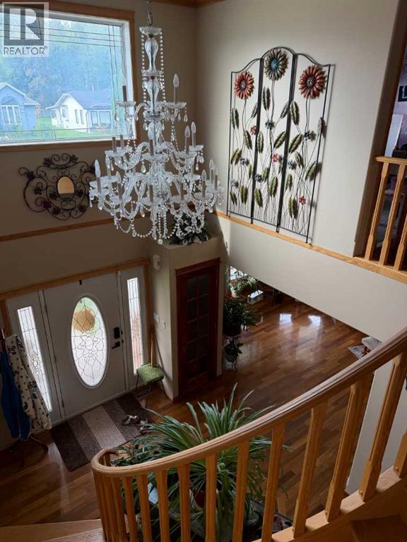 302 8 Avenue Property Photo 29