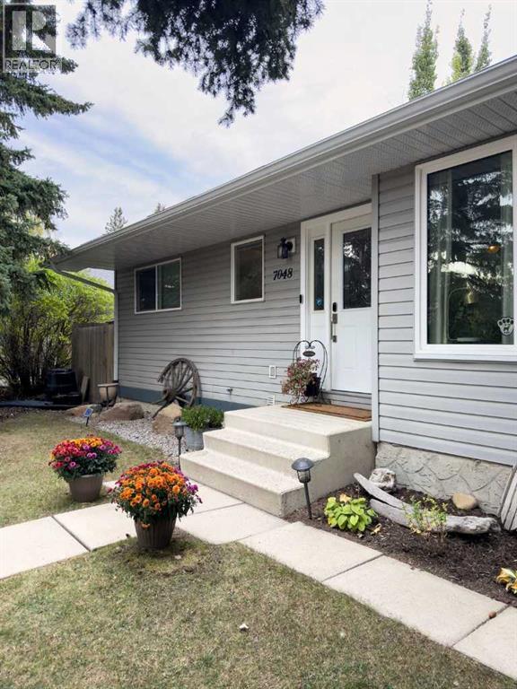 7048 61 Avenue NW Property Photo 1