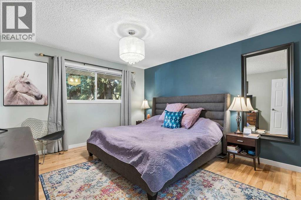 7048 61 Avenue Nw Property Photo 12
