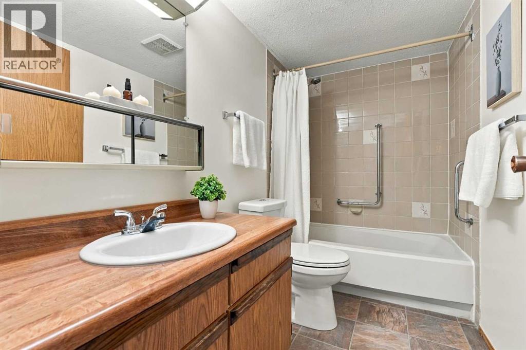 5204 Dalton Drive Northwest Property Photo 18