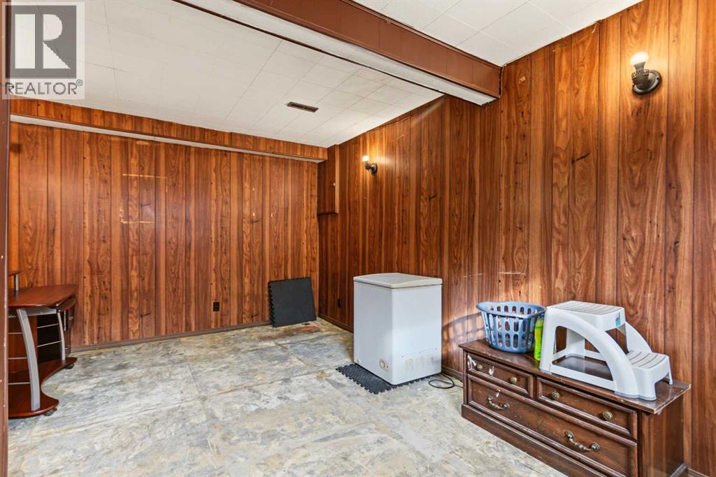 529 42 Street Se Property Photo 21